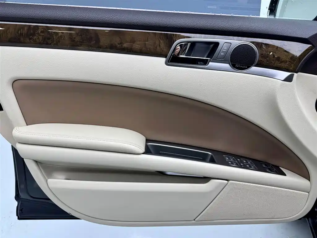 Volkswagen Phaeton 2012 3.6L Exclusive Customized Edition 2011 - thumbnail 10