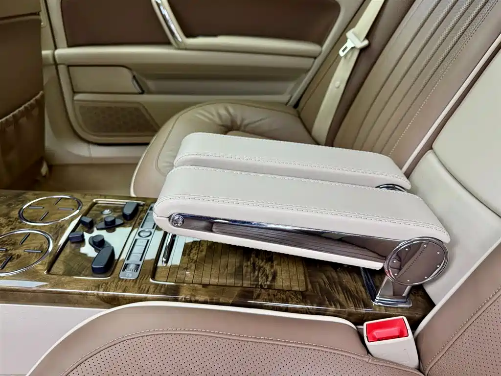 Volkswagen Phaeton 2012 3.6L Exclusive Customized Edition 2011 - thumbnail 19