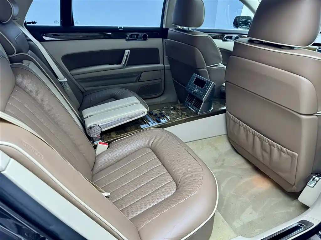 Volkswagen Phaeton 2012 3.6L Exclusive Customized Edition 2011 - thumbnail 21