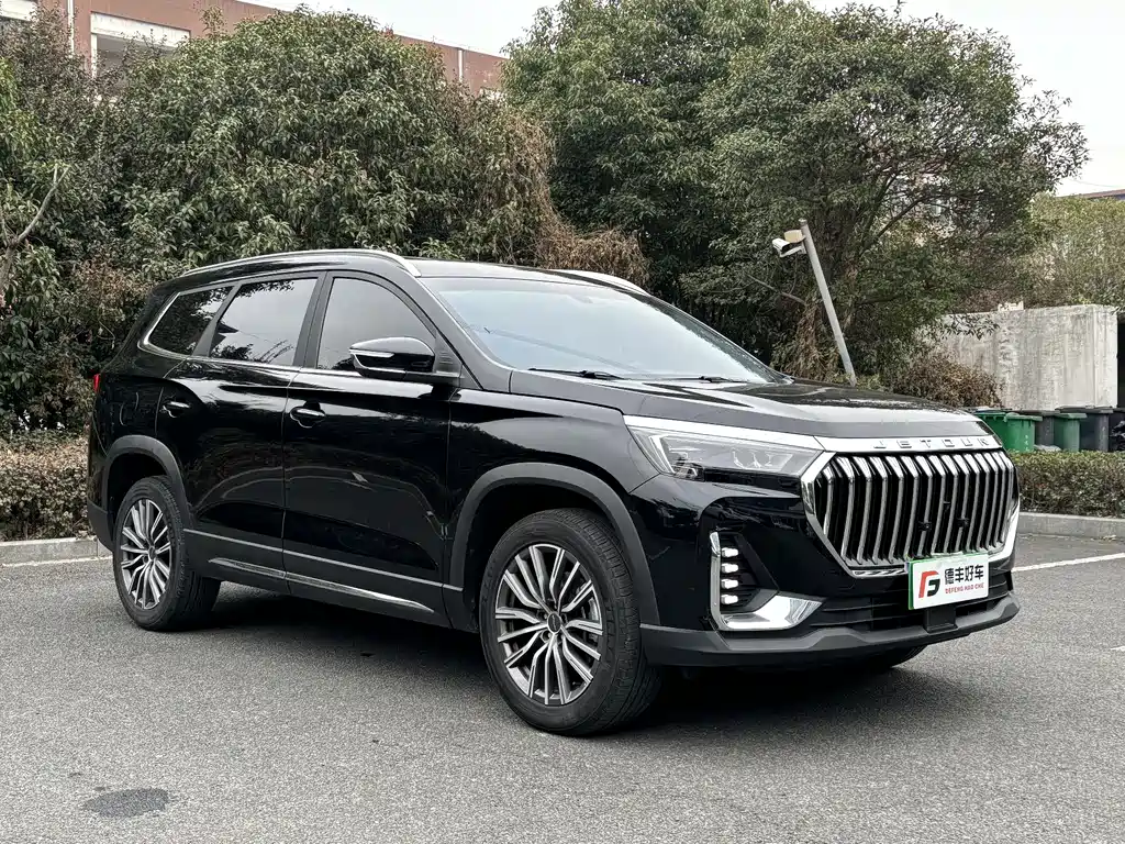Jetour Jetour X90 Plus 2024 1.6TD DCT Villa 5-seater 2024 - thumbnail 3