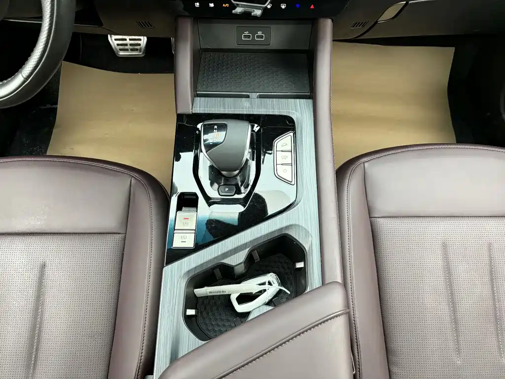 Jetour Jetour X90 Plus 2024 1.6TD DCT Villa 5-seater 2024 - thumbnail 13