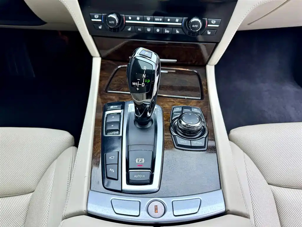 BMW BMW 7 Series 2010 760Li 2011 - thumbnail 14