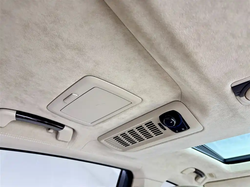 BMW BMW 7 Series 2010 760Li 2011 - thumbnail 16