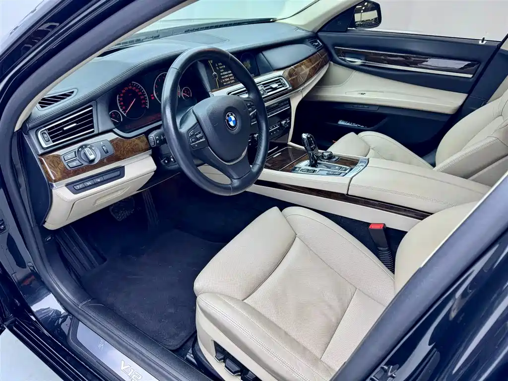 BMW BMW 7 Series 2010 760Li 2011 - thumbnail 18