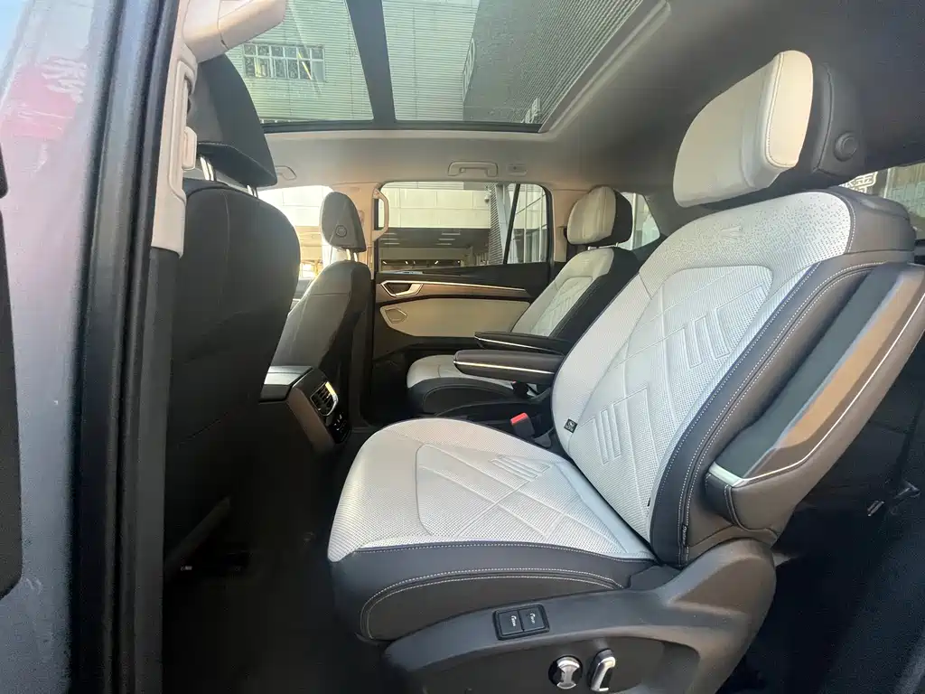 Volkswagen Teramont 2026 450TSI 4Motion Ultimate 6-seater 2025 - thumbnail 13