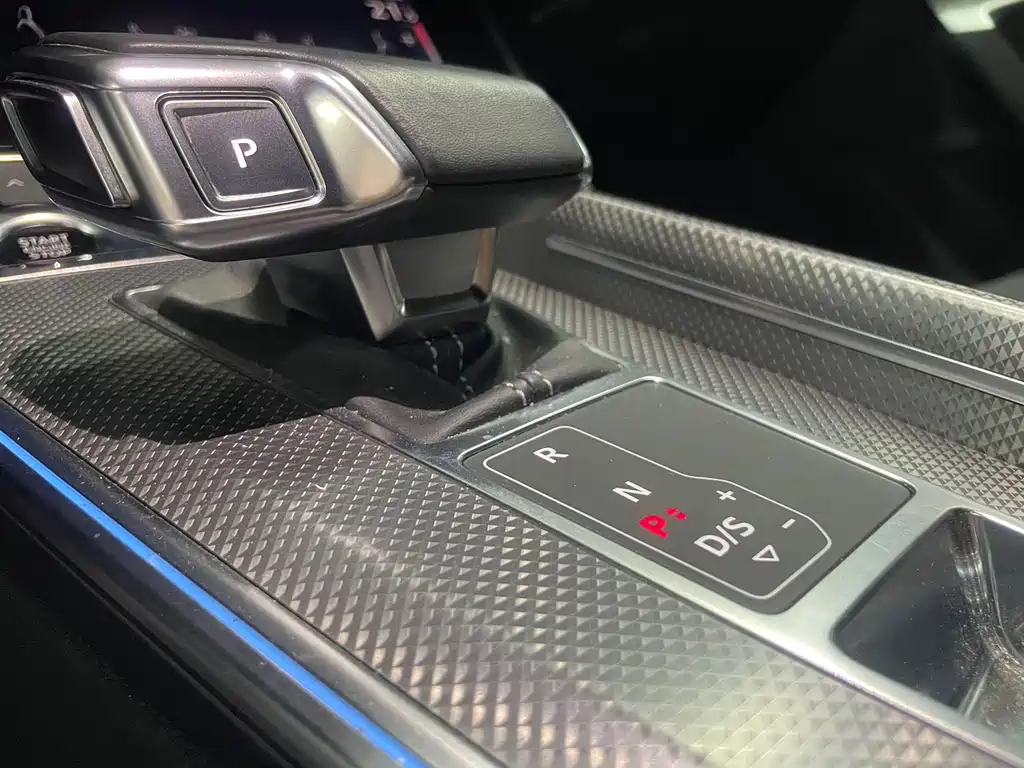 Audi Audi A6L e-tron 2020 55 TFSI e quattro 2021 - thumbnail 9