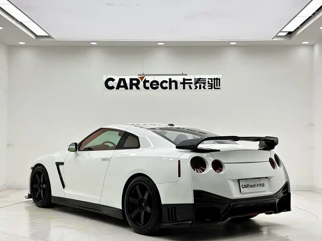 Nissan Nissan GT-R 2010 3.8T Premium Edition 2010 - thumbnail 5