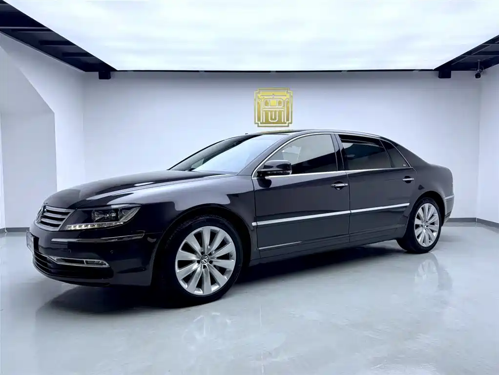 Volkswagen Phaeton 2012 3.6L Exclusive Custom Edition 2012 - thumbnail 7