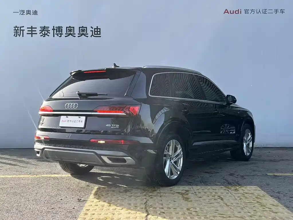 Audi Audi Q7 2023 45 TFSI quattro S line Sport 2023 - thumbnail 6