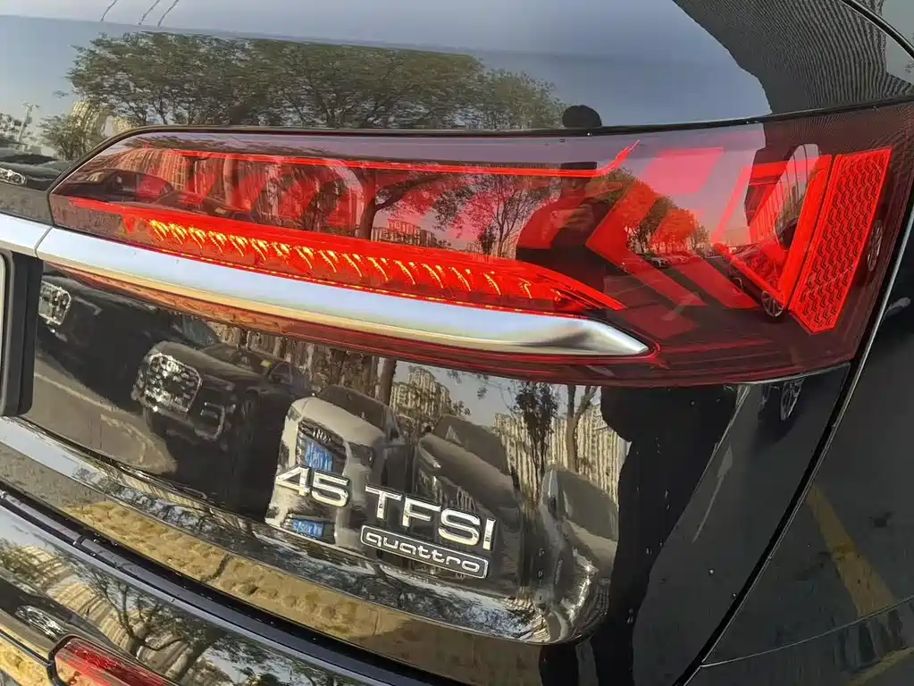 Audi Audi Q7 2023 45 TFSI quattro S line Sport 2023 - thumbnail 13