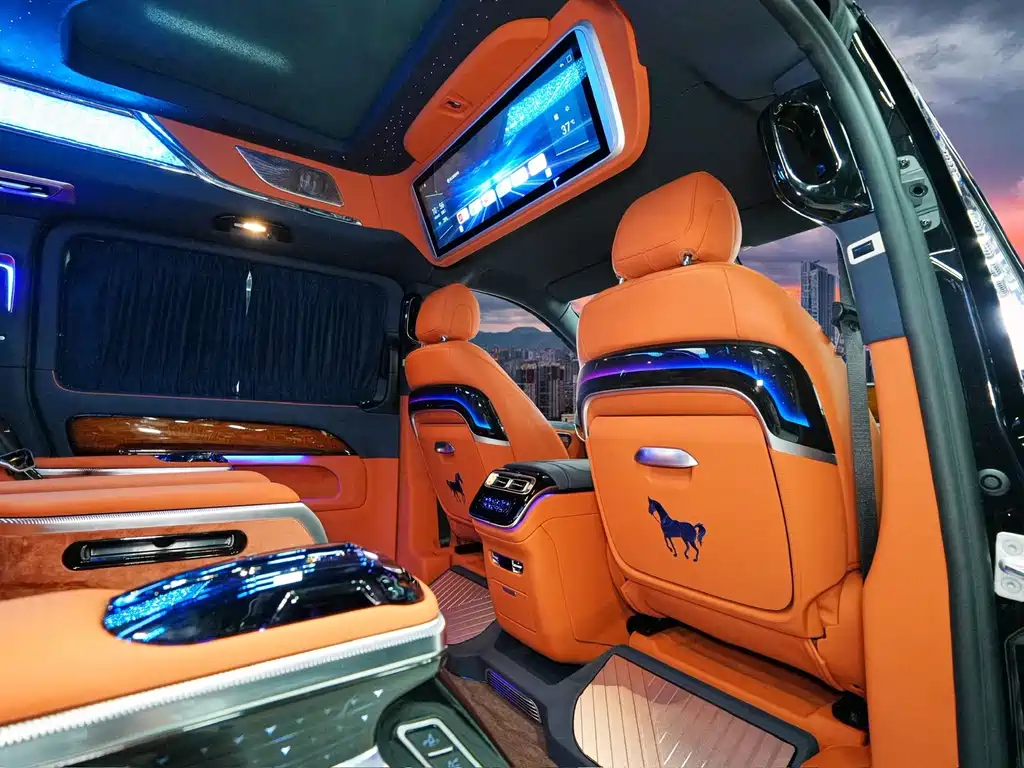 Mercedes-Benz Vito 2024 2.0T Business Edition 7-seater 2026 - thumbnail 5