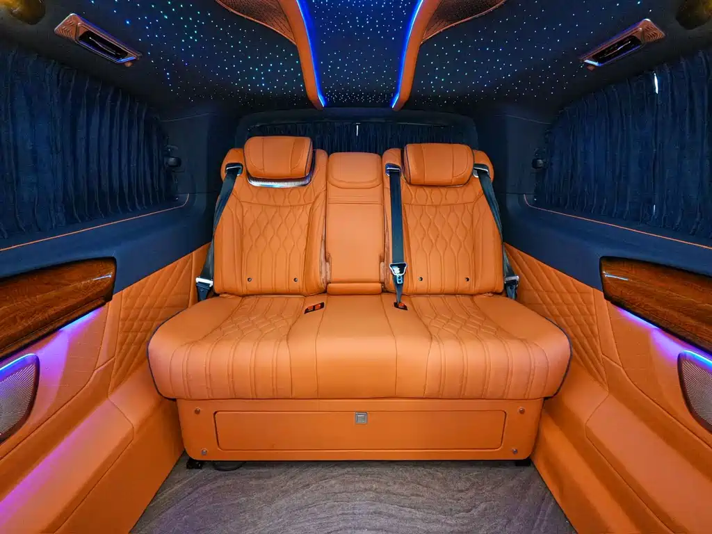 Mercedes-Benz Vito 2024 2.0T Business Edition 7-seater 2026 - thumbnail 7