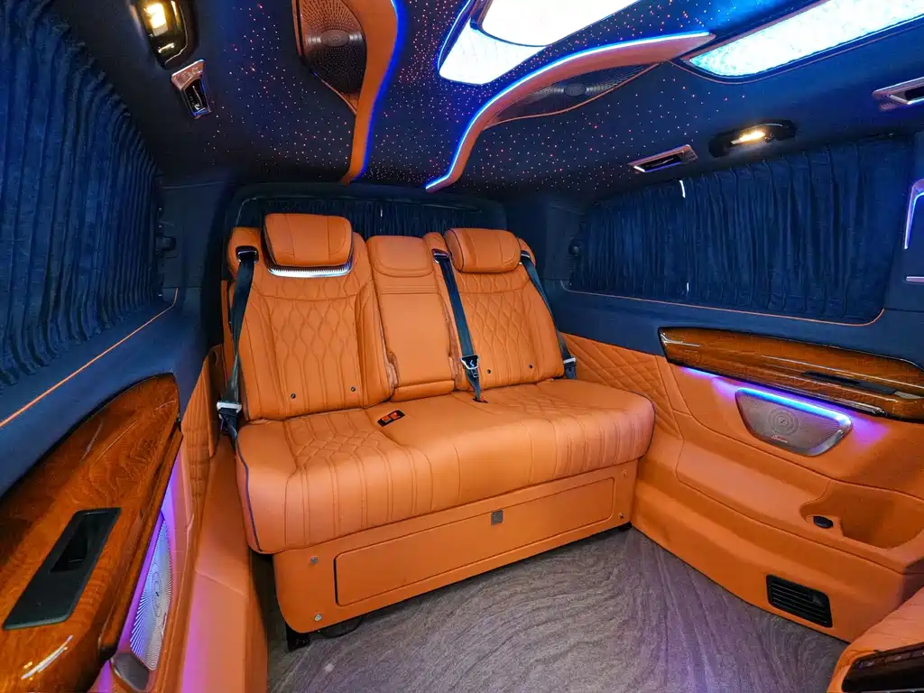 Mercedes-Benz Vito 2024 2.0T Business Edition 7-seater 2026 - thumbnail 8