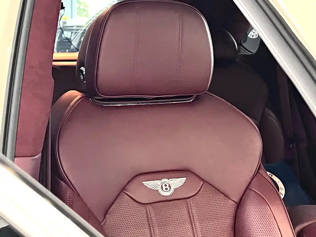 Bentley Bentayga Hybrid 2021 3.0T PHEV 2021 - thumbnail 27