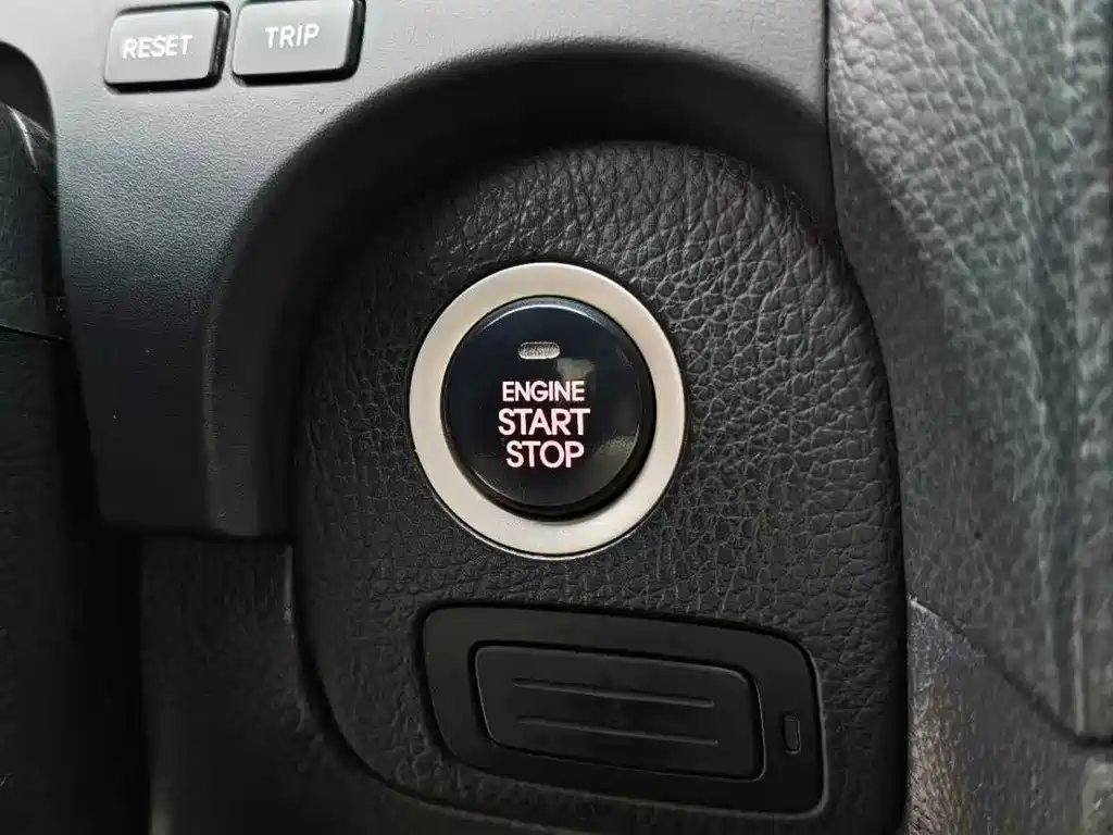 Kia Borrego 2013 3.8L Luxury Edition China V 2015 - thumbnail 25