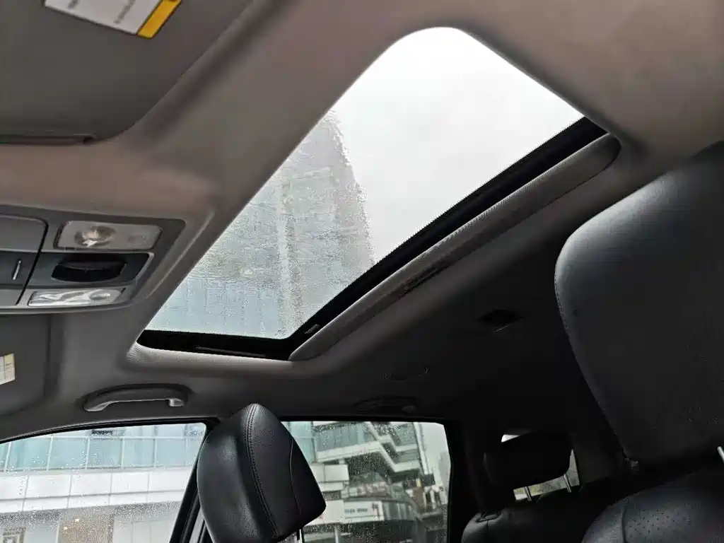 Kia Borrego 2013 3.8L Luxury Edition China V 2015 - thumbnail 29
