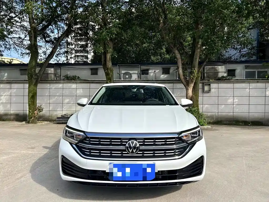 Volkswagen Volkswagen Sagitar 2023 300TSI DSG Comfortline 2023 - thumbnail 2