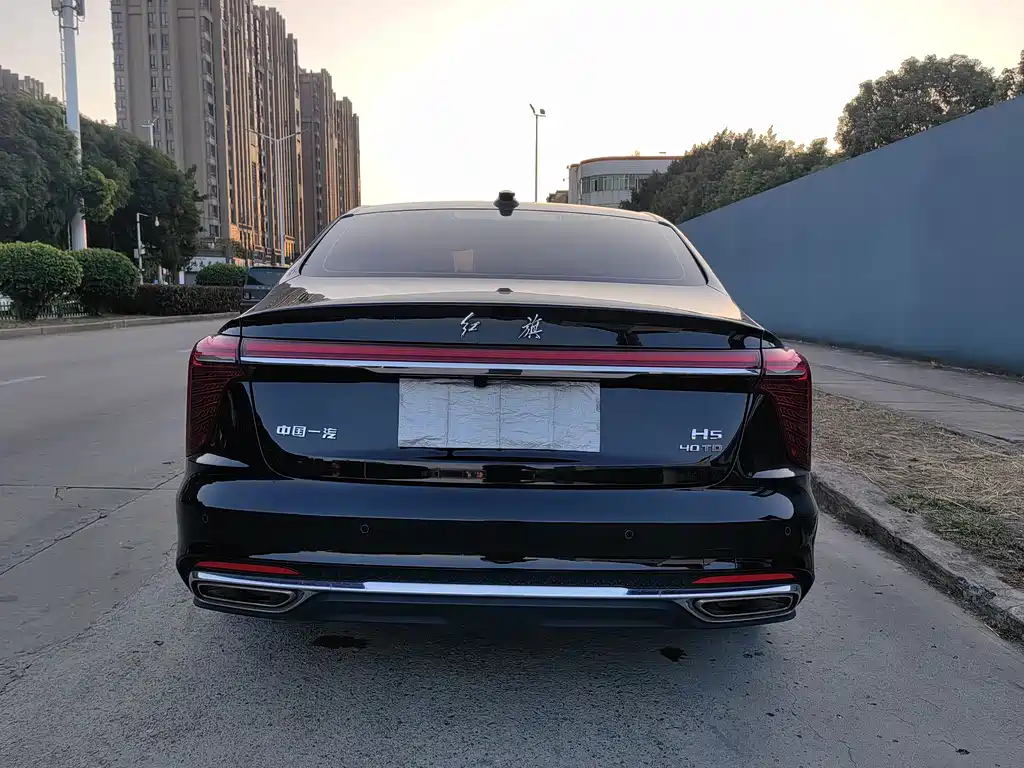 Hongqi Hongqi H5 2023 1.5T DCT SmartLink Flag Rhythm Edition 2023 - thumbnail 4