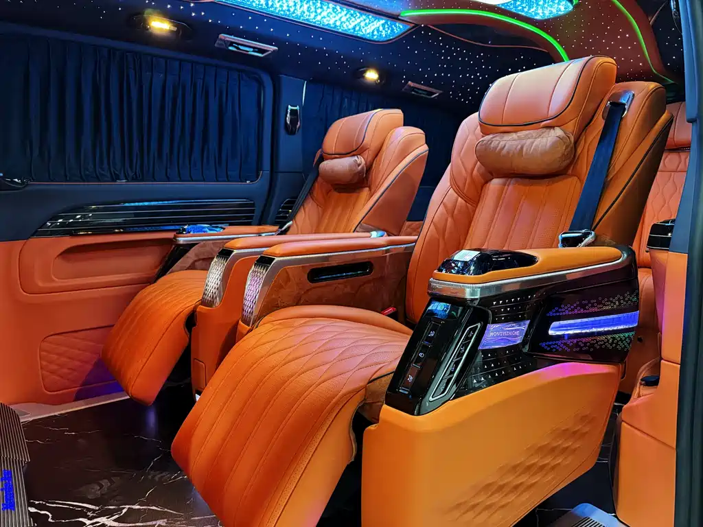 Mercedes-Benz Vito 2024 2.0T Business Edition 7-seater 2026 - thumbnail 7