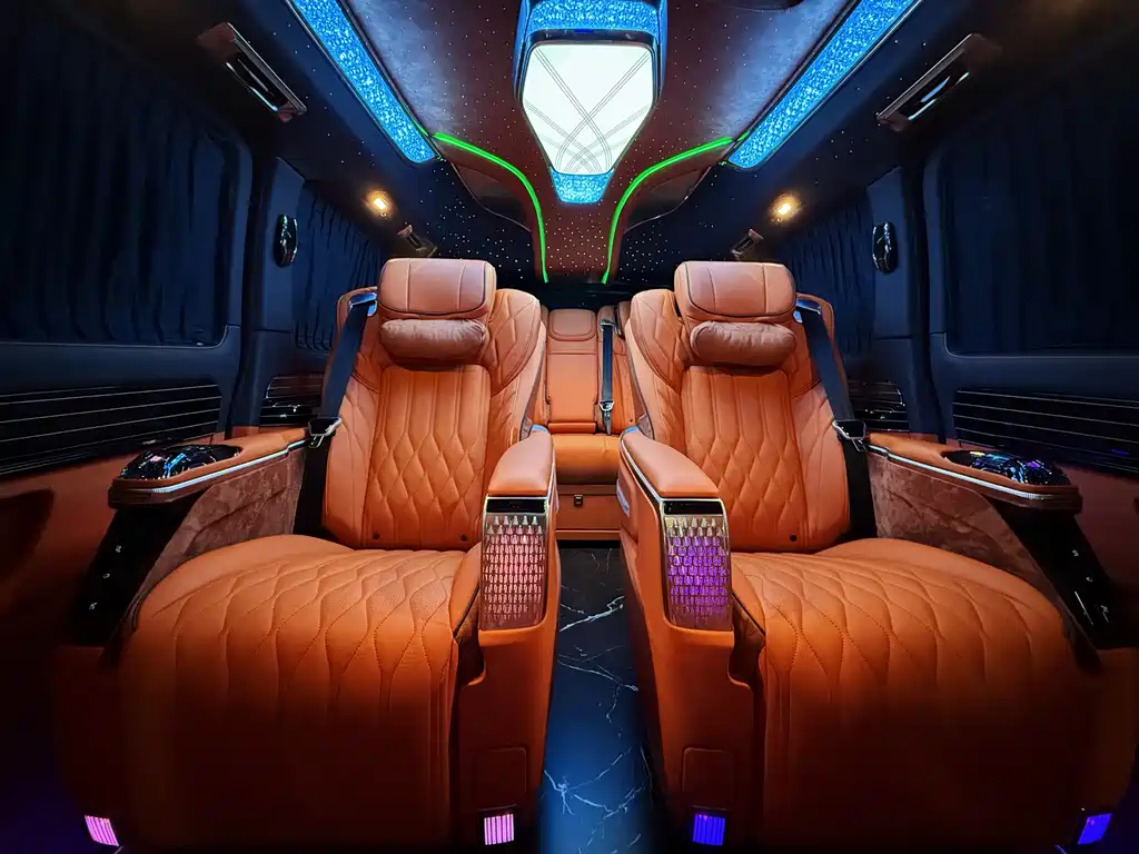 Mercedes-Benz Vito 2024 2.0T Business Edition 7-seater 2026 - thumbnail 9