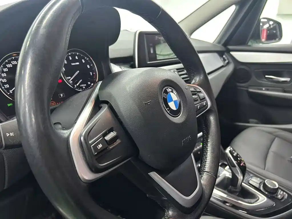 BMW BMW 2 Series Active Tourer 2018 220i Luxury Line 2019 - thumbnail 14