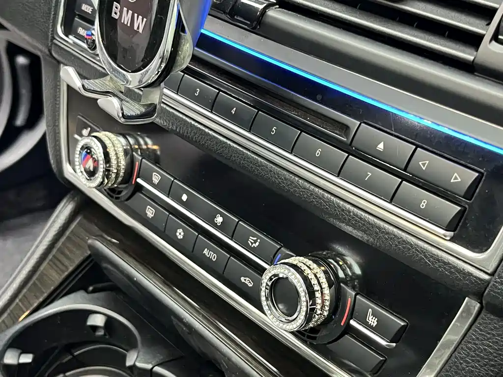 BMW BMW 5 Series 2011 535Li Leading Edition 2011 - thumbnail 15