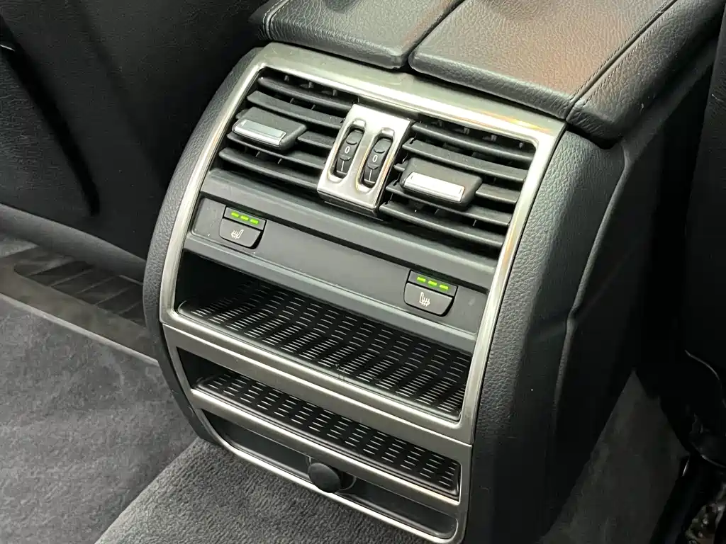 BMW BMW 5 Series 2011 535Li Leading Edition 2011 - thumbnail 22