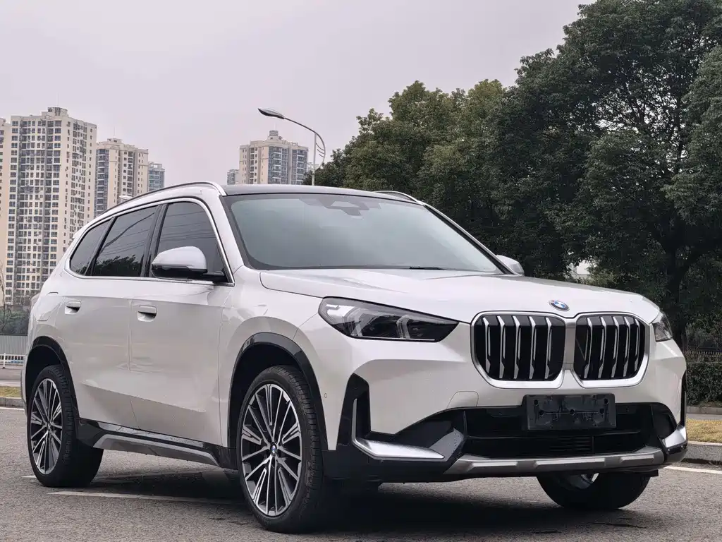 BMW BMW X1 2023 xDrive25Li M Sport Package 2023 - thumbnail 2