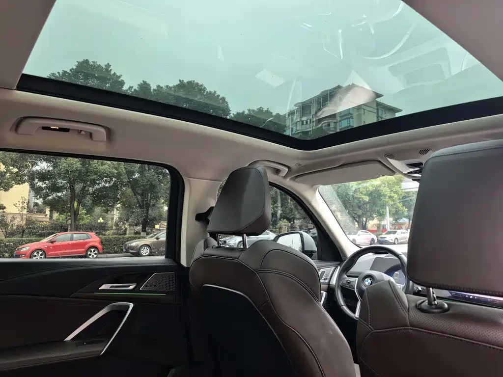 BMW BMW X1 2023 xDrive25Li M Sport Package 2023 - thumbnail 12