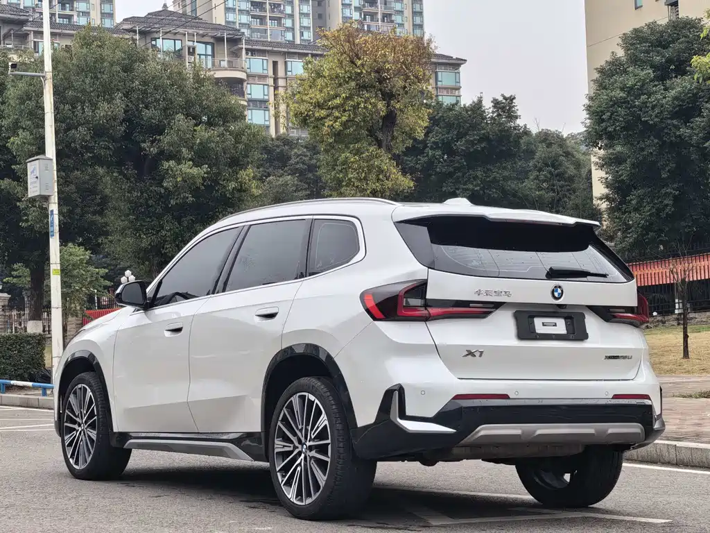 BMW BMW X1 2023 xDrive25Li M Sport Package 2023 - thumbnail 17