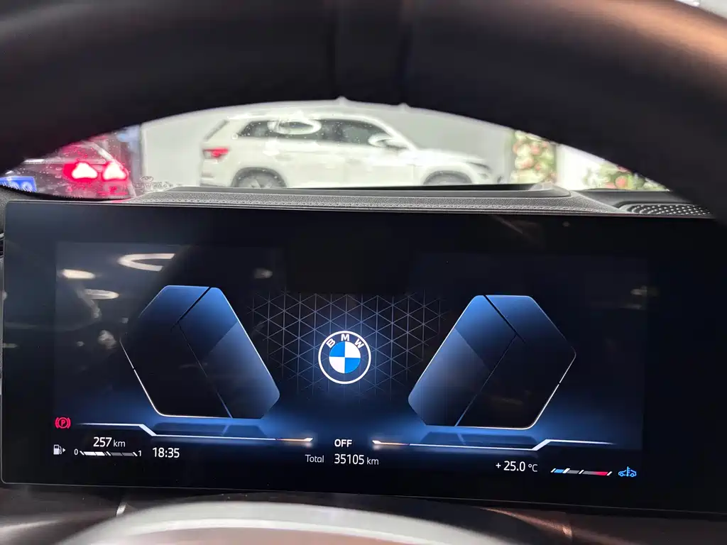 BMW BMW 3 Series 2025 330i M Sport Shadow Night Package 2025 - thumbnail 13