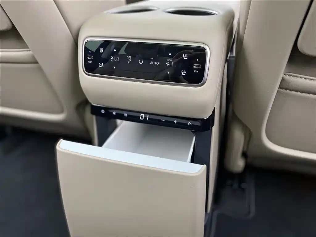 Li Auto Li Auto i8 2025 Standard Edition 2025 - thumbnail 25