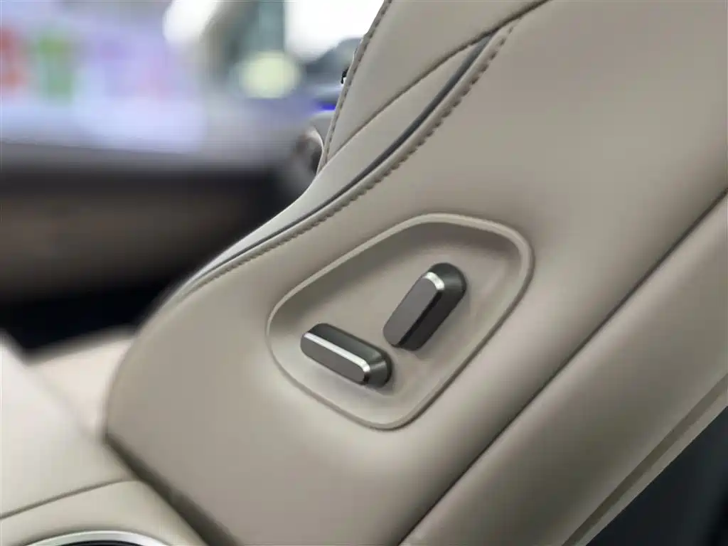 Li Auto Li Auto i8 2025 Standard Edition 2025 - thumbnail 27