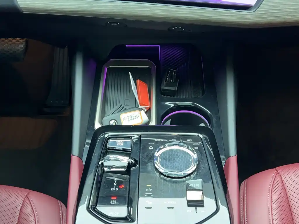 BMW BMW 5 Series 2024 530Li Luxury Package 2024 - thumbnail 17