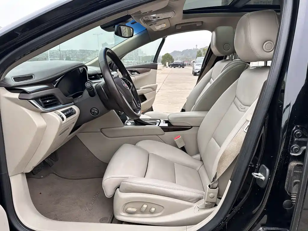Cadillac Cadillac XTS 2013 28T Luxury 2013 - thumbnail 4