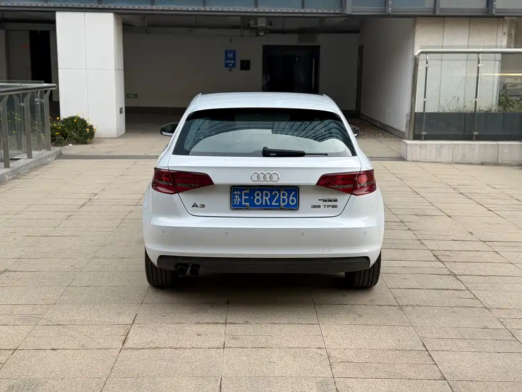 Audi Audi A3 2014 Sportback 35 TFSI Automatic Fashion Edition 2015 - thumbnail 5