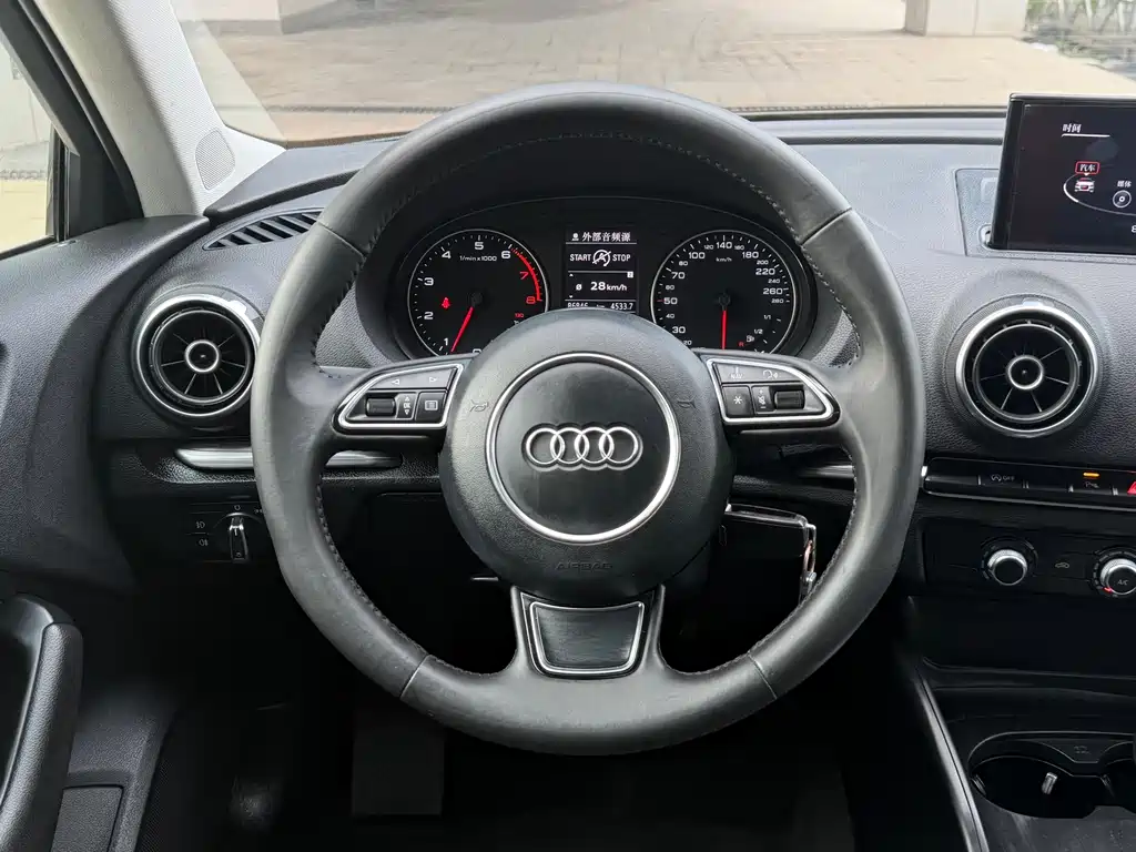 Audi Audi A3 2014 Sportback 35 TFSI Automatic Fashion Edition 2015 - thumbnail 10