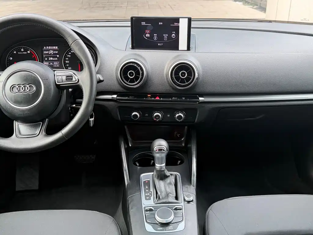 Audi Audi A3 2014 Sportback 35 TFSI Automatic Fashion Edition 2015 - thumbnail 11