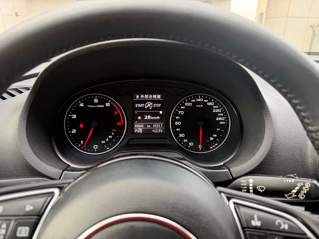 Audi Audi A3 2014 Sportback 35 TFSI Automatic Fashion Edition 2015 - thumbnail 15