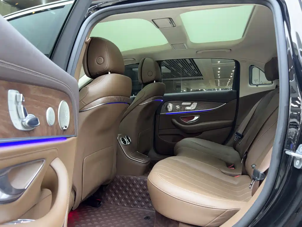 Mercedes-Benz Mercedes-Benz E-Class 2022 Model Year Facelift E 300 L Luxury 2022 - thumbnail 9