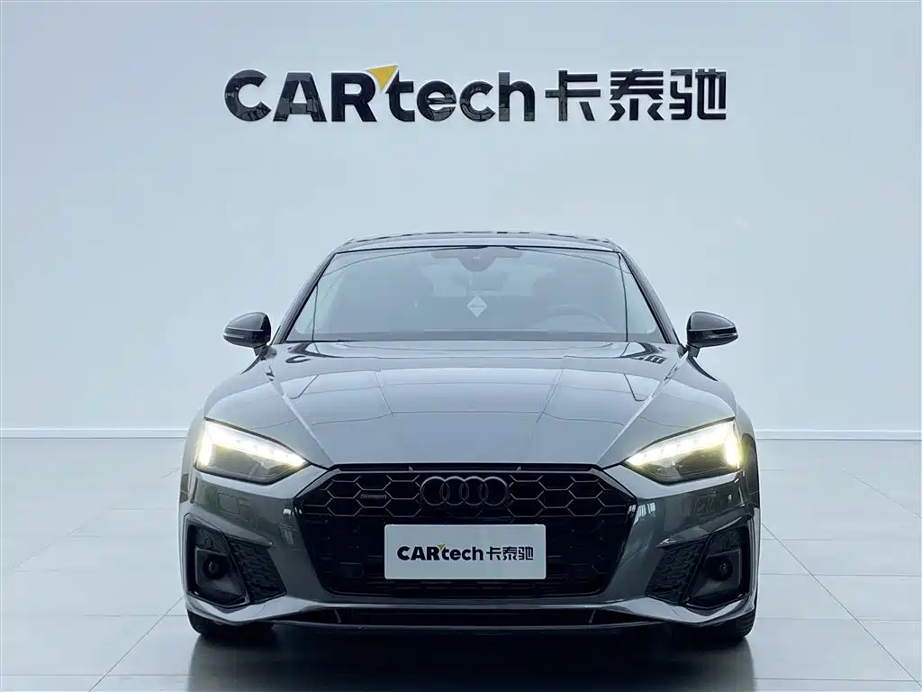 Audi Audi A5 Import 2024 Sportback 40 TFSI quattro Luxury Dynamic Model 2025 - thumbnail 3