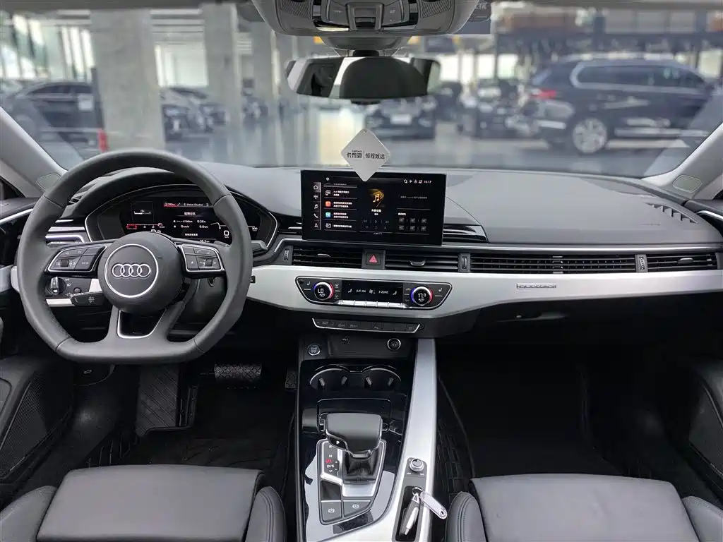 Audi Audi A5 Import 2024 Sportback 40 TFSI quattro Luxury Dynamic Model 2025 - thumbnail 13