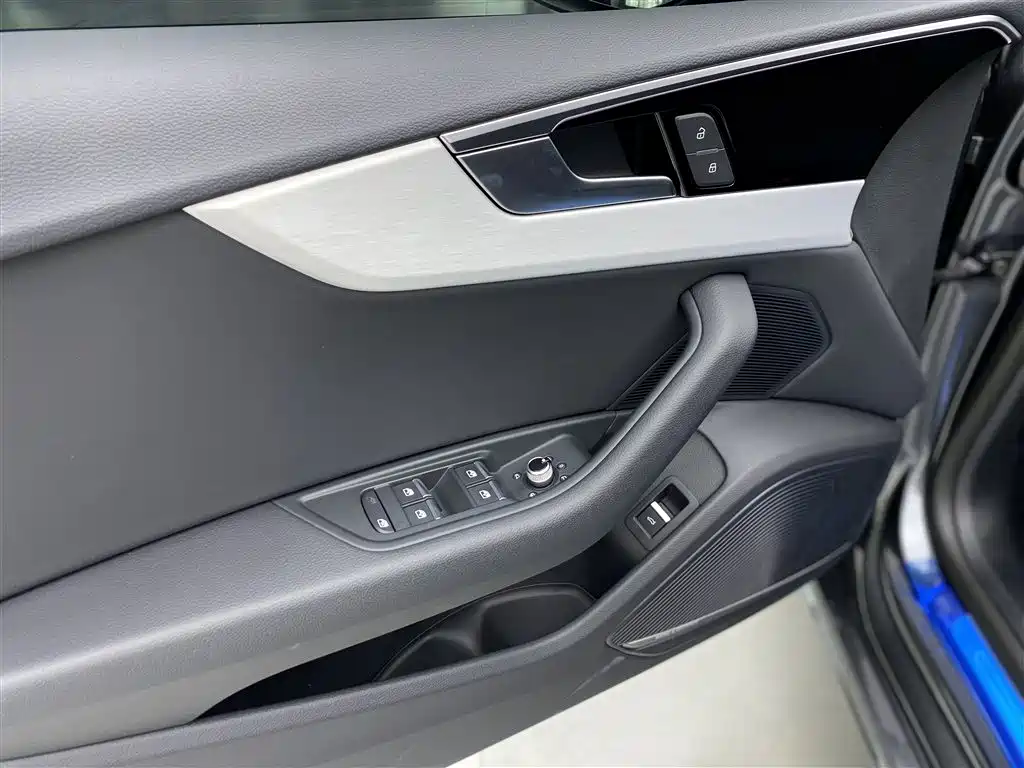 Audi Audi A5 Import 2024 Sportback 40 TFSI quattro Luxury Dynamic Model 2025 - thumbnail 20