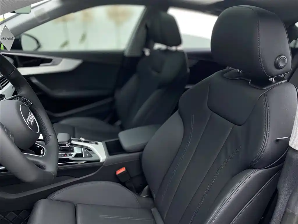 Audi Audi A5 Import 2024 Sportback 40 TFSI quattro Luxury Dynamic Model 2025 - thumbnail 27