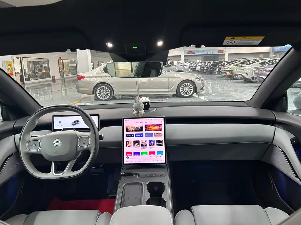 NIO NIO ET5T 2024 75kWh Touring 2024 - thumbnail 5