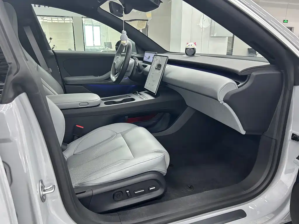 NIO NIO ET5T 2024 75kWh Touring 2024 - thumbnail 9