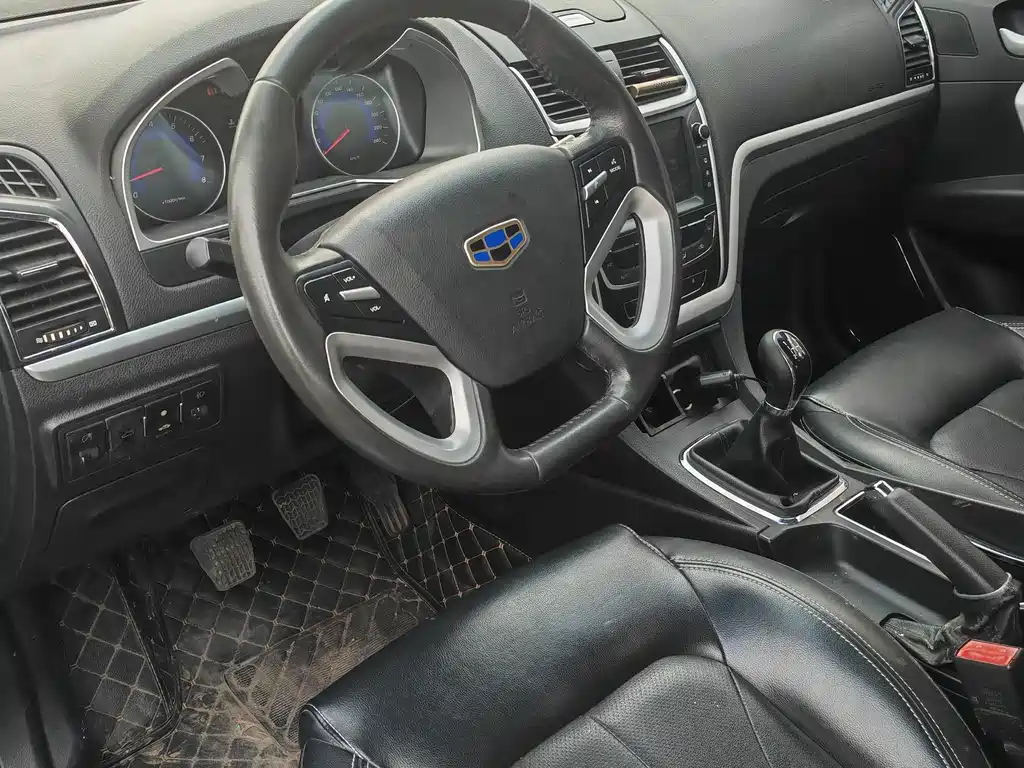 Geely Auto Geely Emgrand 2016 Sedan 1.5L Manual Upward Edition 2016 - thumbnail 4
