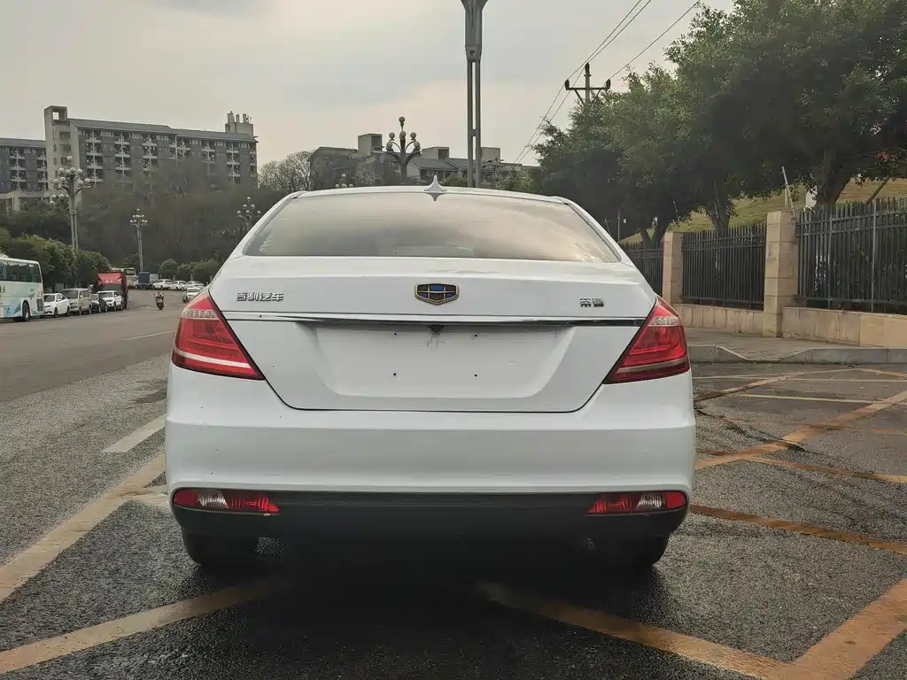 Geely Auto Geely Emgrand 2016 Sedan 1.5L Manual Upward Edition 2016 - thumbnail 10