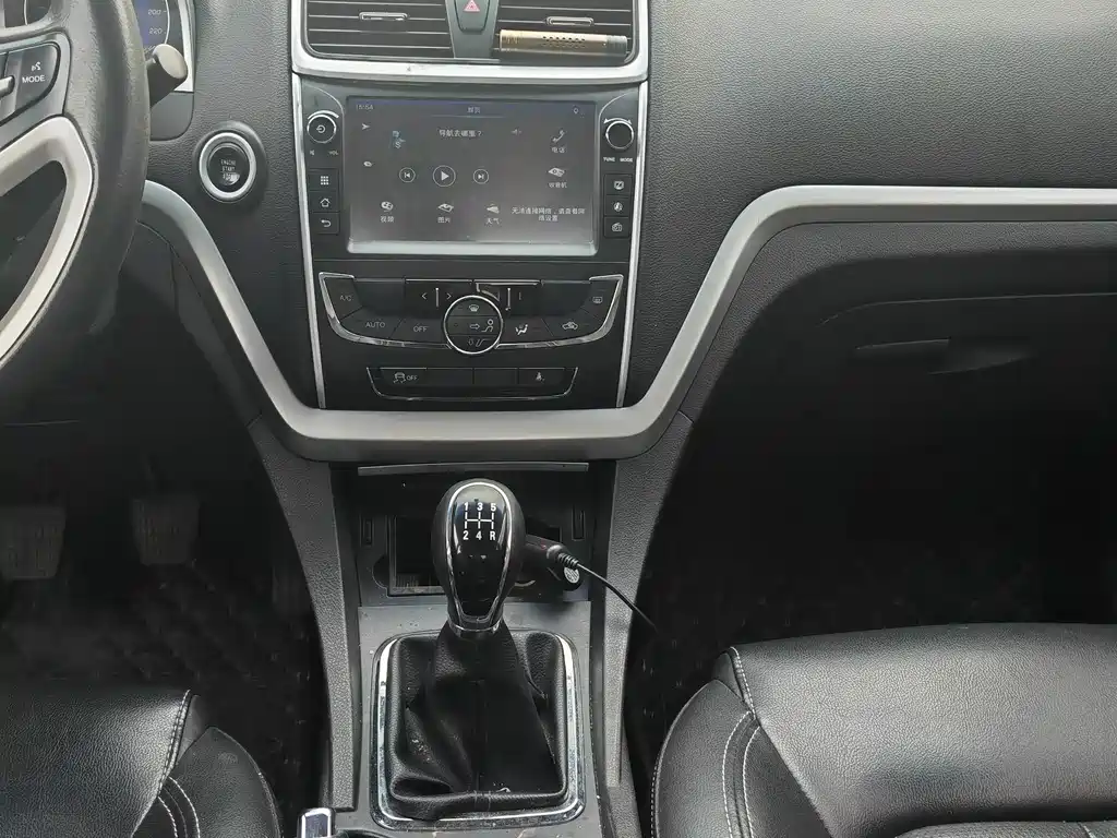 Geely Auto Geely Emgrand 2016 Sedan 1.5L Manual Upward Edition 2016 - thumbnail 11
