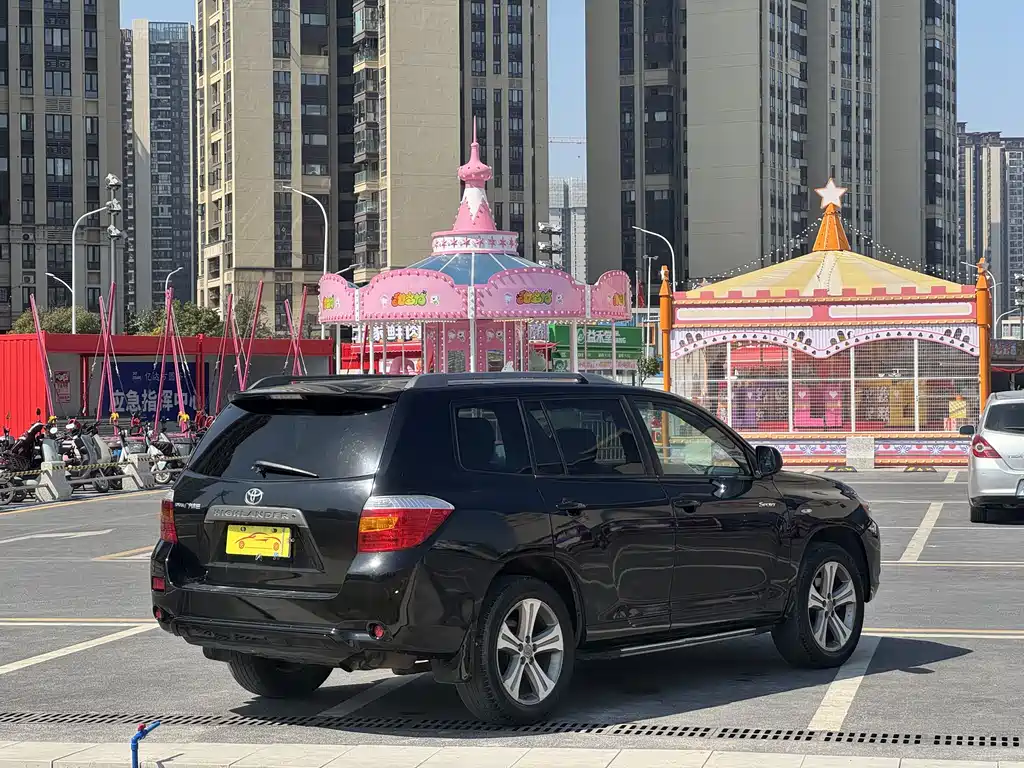 Toyota Toyota Highlander 2009 2.7L 2WD 7-seater Luxury Navigation Edition 2010 - thumbnail 3